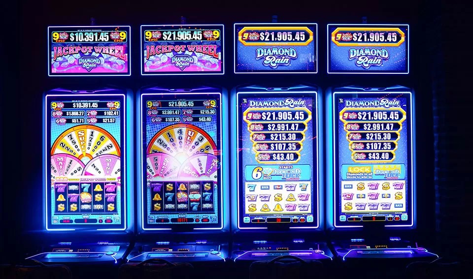 300 shields slot casino
