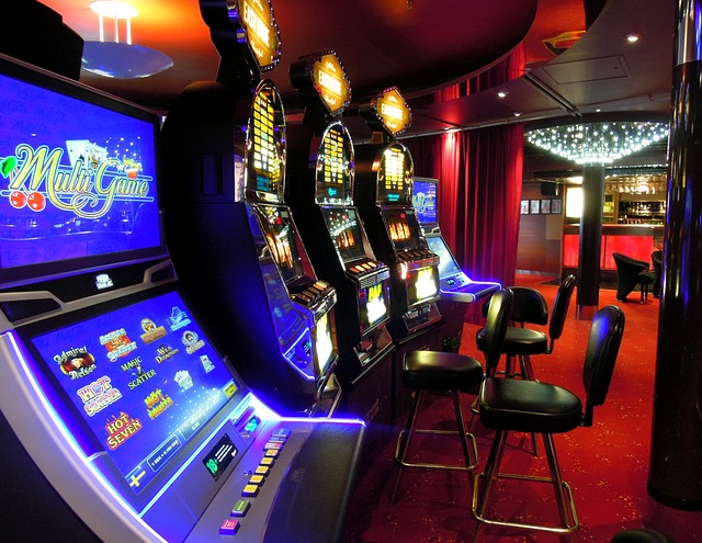 play cash spin real money